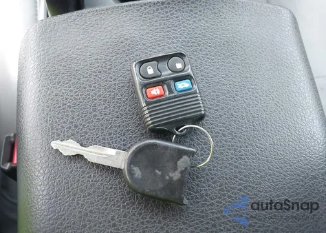 2006 Ford Mustang V6 from USA, damaged, VIN 1ZVFT84N765152002